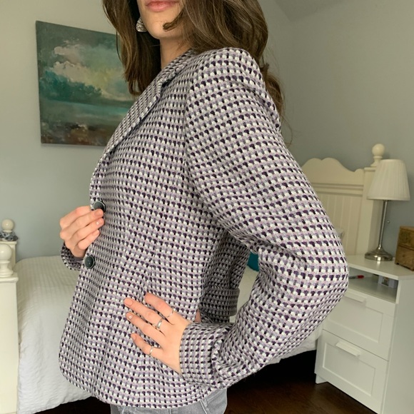 Women’s Business Blazer - Picture 2 of 7